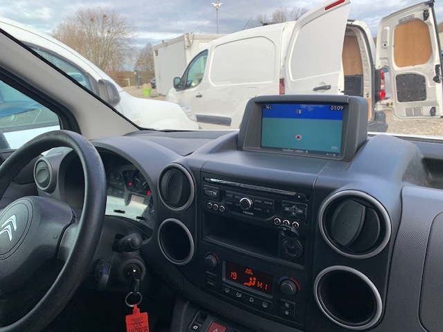 CITROEN Citroën Berlingo BERLINGO BERLINGO 20 L1 HDI 115 BUSINESS